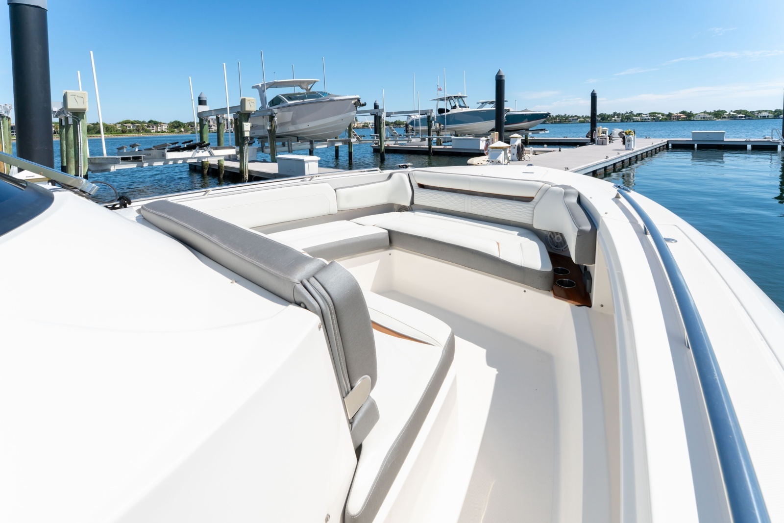 LA DOLCE VITA 38ft Tiara Yachts Yacht For Sale