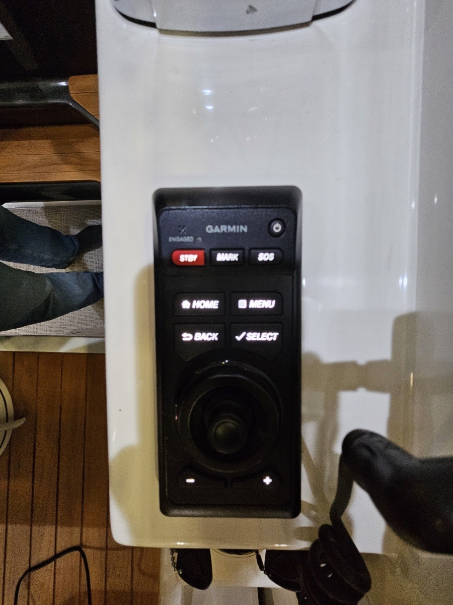 2014 Tiara Yachts 43 Open