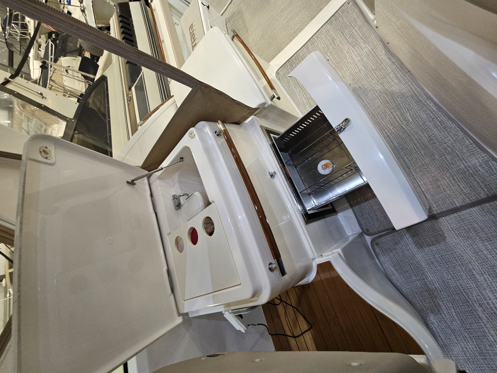 2014 Tiara Yachts 43 Open