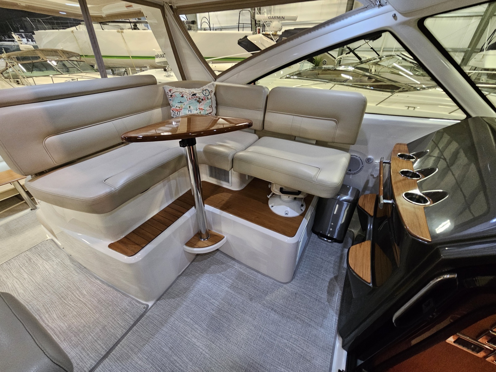 2014 Tiara Yachts 43 Open