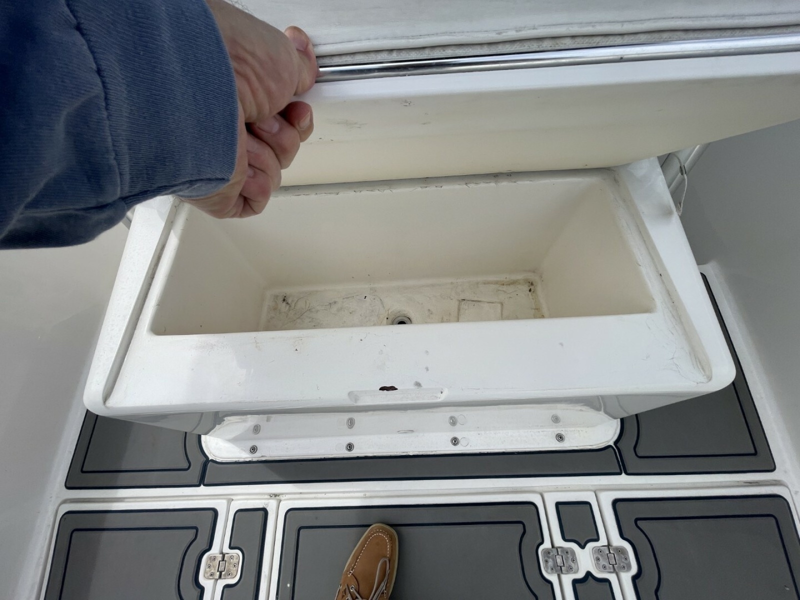 24ft Bluewater Yacht For Sale