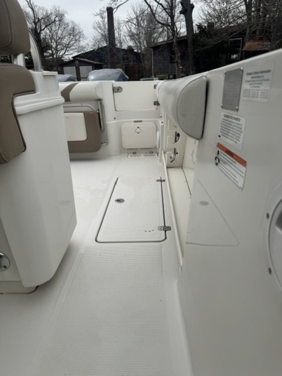 2013 Sailfish 290 CC