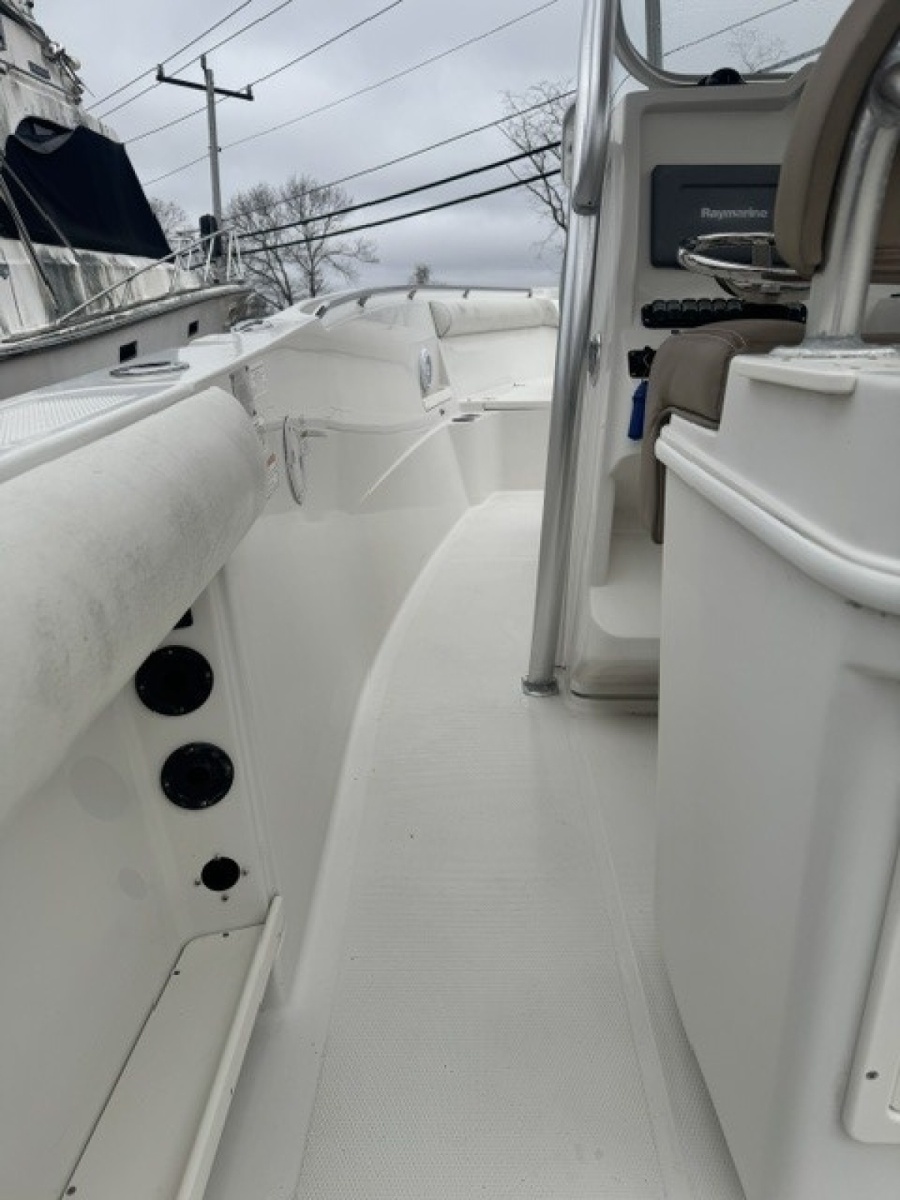 2013 Sailfish 290 CC