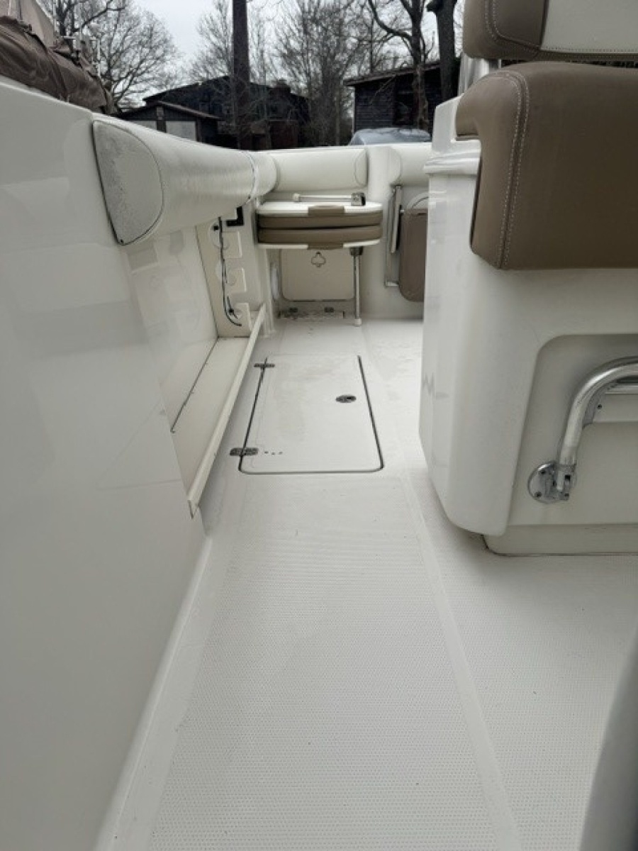 2013 Sailfish 290 CC