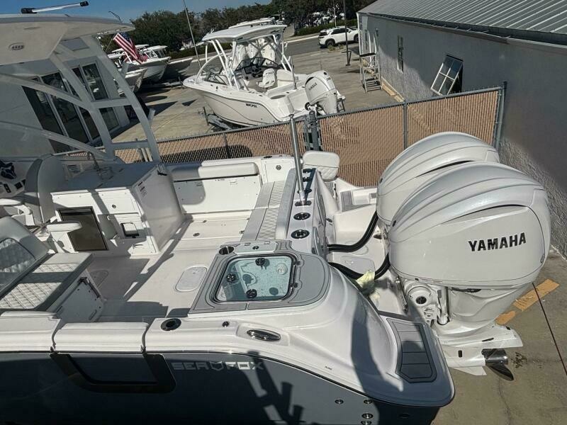 28ft Sea Fox Yacht For Sale