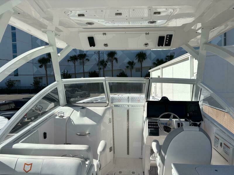 28ft Sea Fox Yacht For Sale