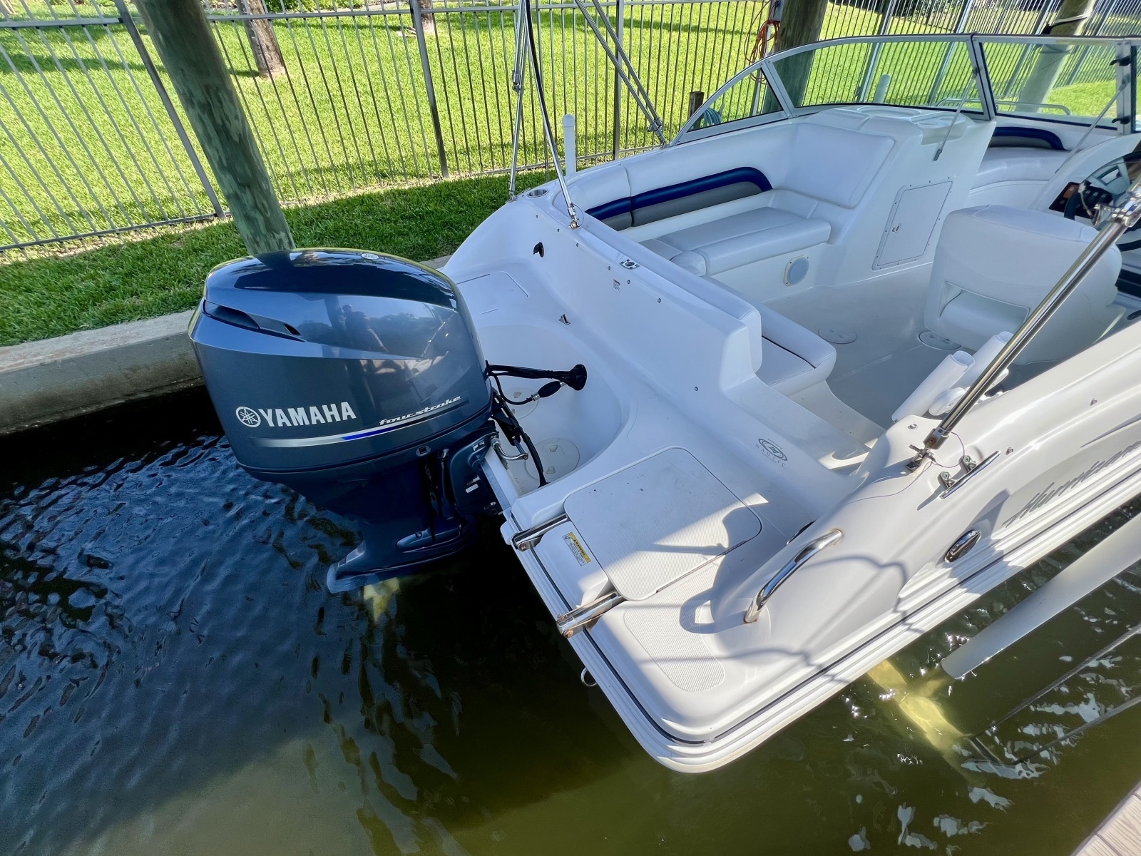 2013 Hurricane SunDeck 187 OB