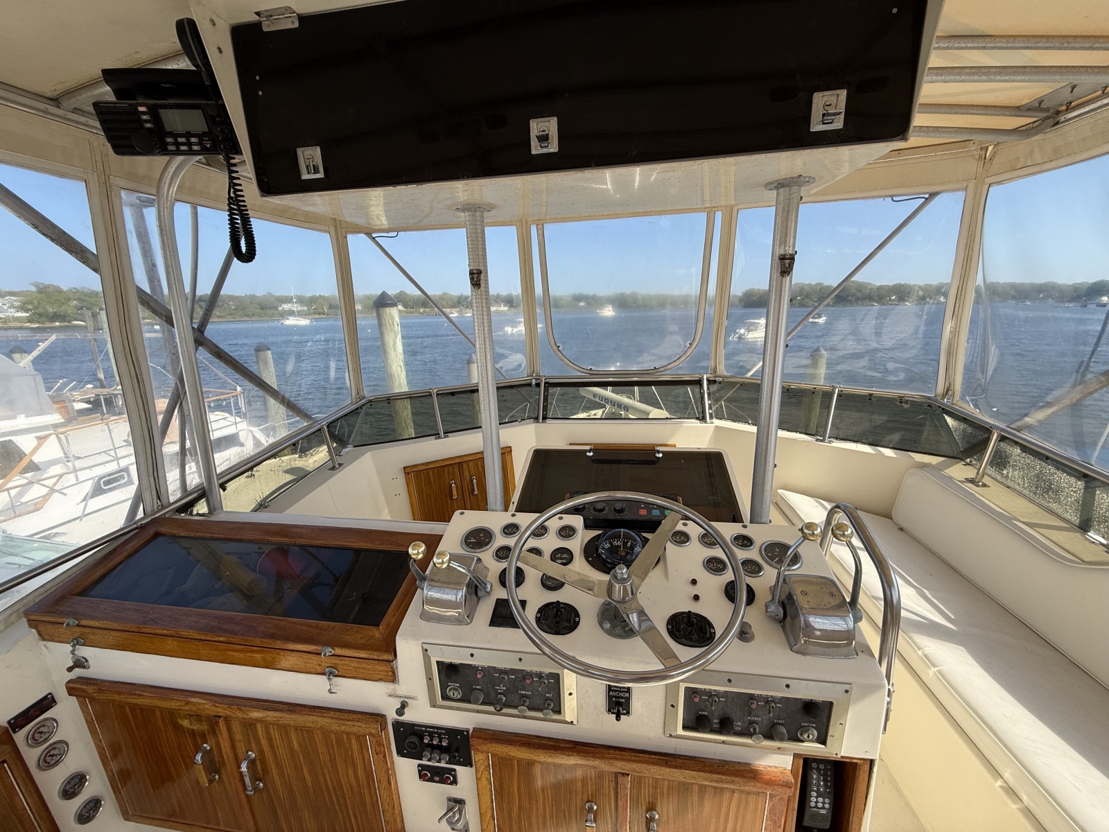 1979 Hatteras 