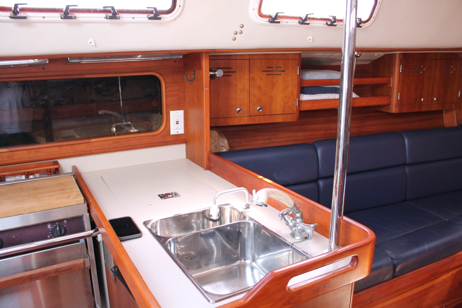 J/109 Shoal Draft with Carbon Spars