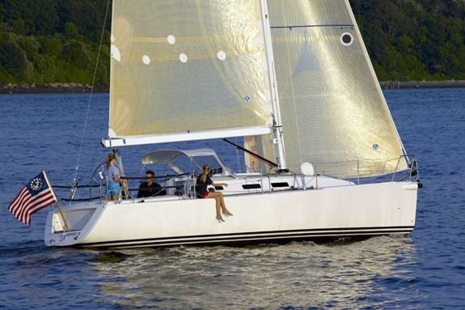 J/109 Shoal Draft with Carbon Spars