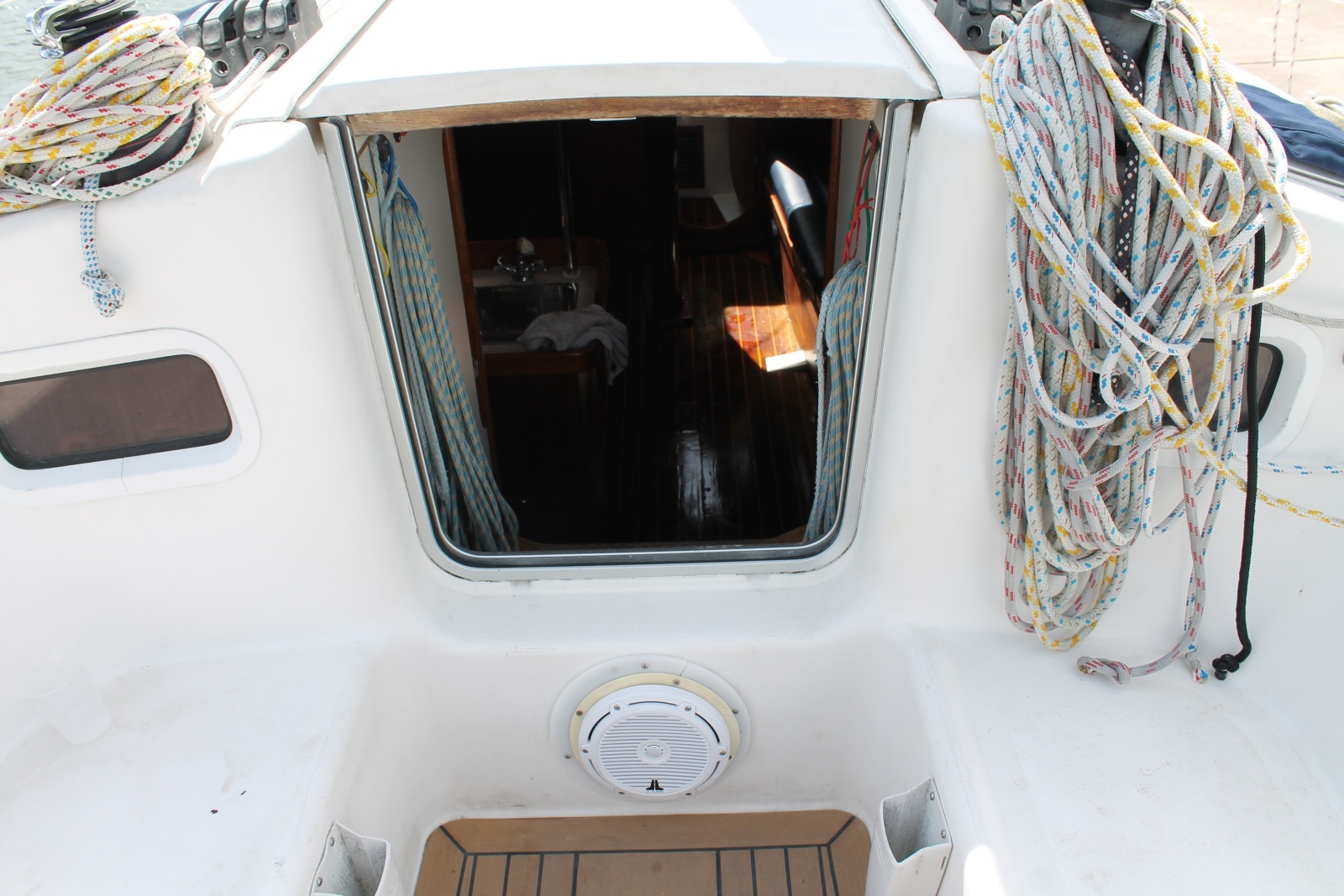 J/109 Shoal Draft with Carbon Spars