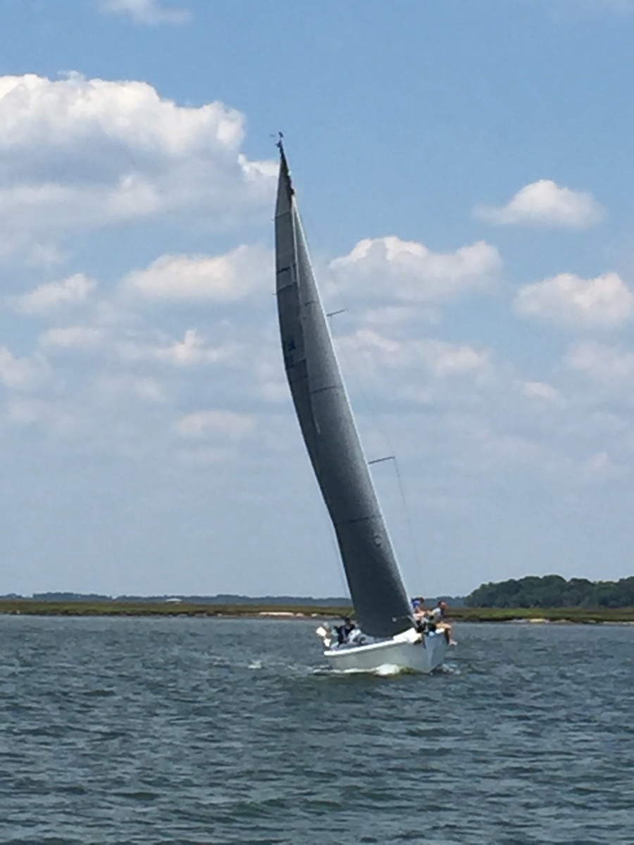 J/109 Shoal Draft with Carbon Spars