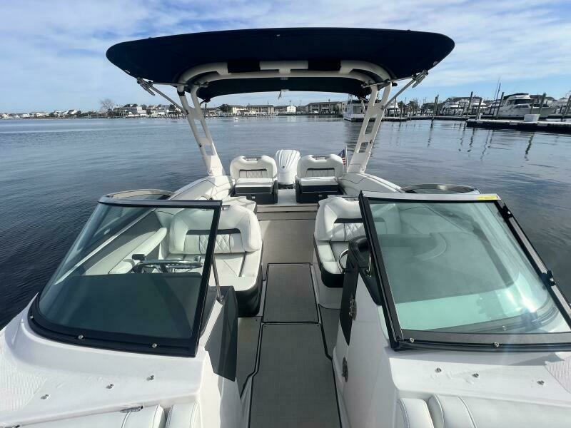 26ft Regal Yacht For Sale