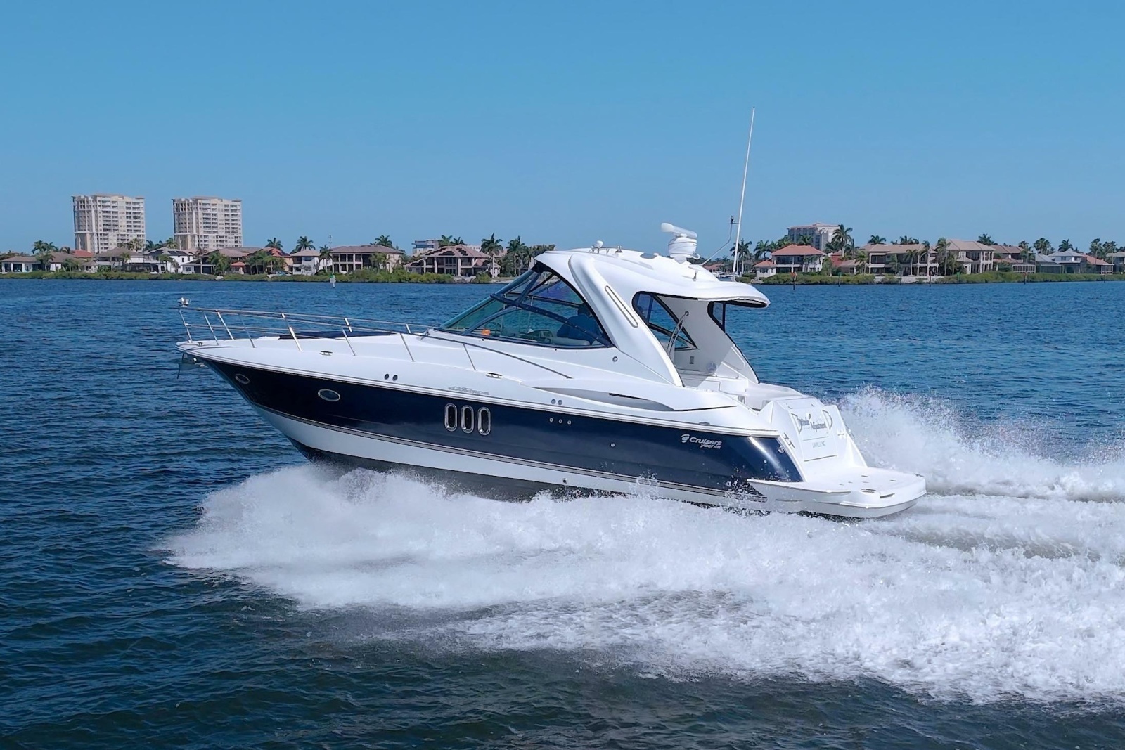 Altitude Adjustment 42ft Cruisers Yachts Yacht For Sale