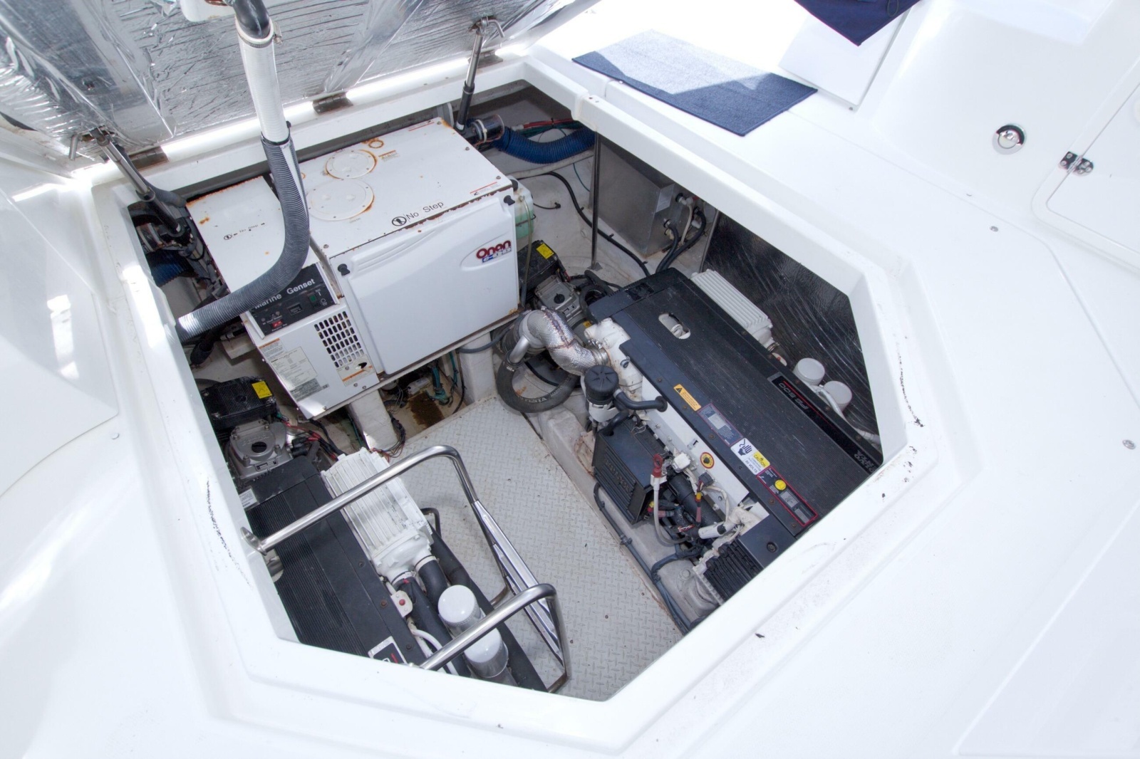 Altitude Adjustment 42ft Cruisers Yachts Yacht For Sale