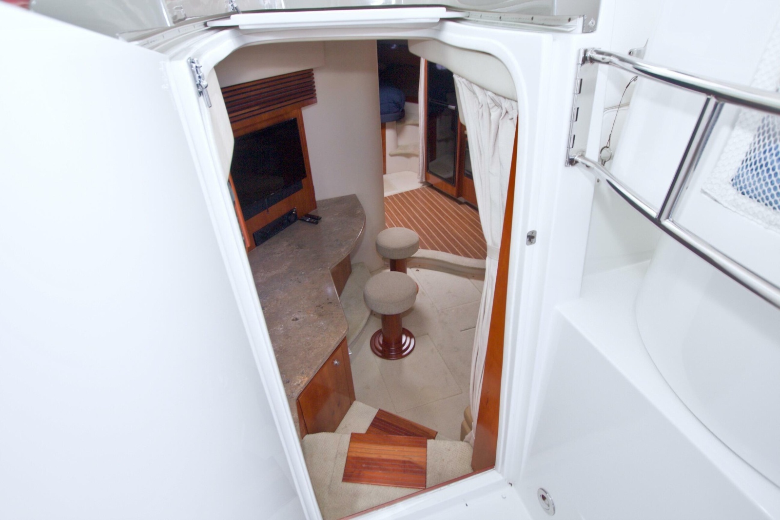 Altitude Adjustment 42ft Cruisers Yachts Yacht For Sale