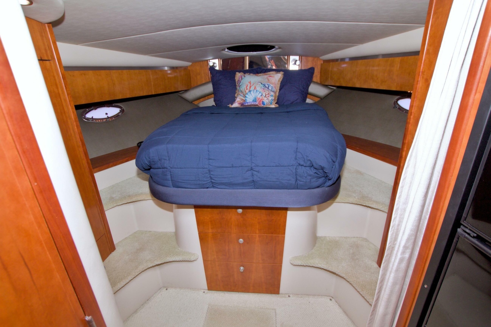 Altitude Adjustment 42ft Cruisers Yachts Yacht For Sale