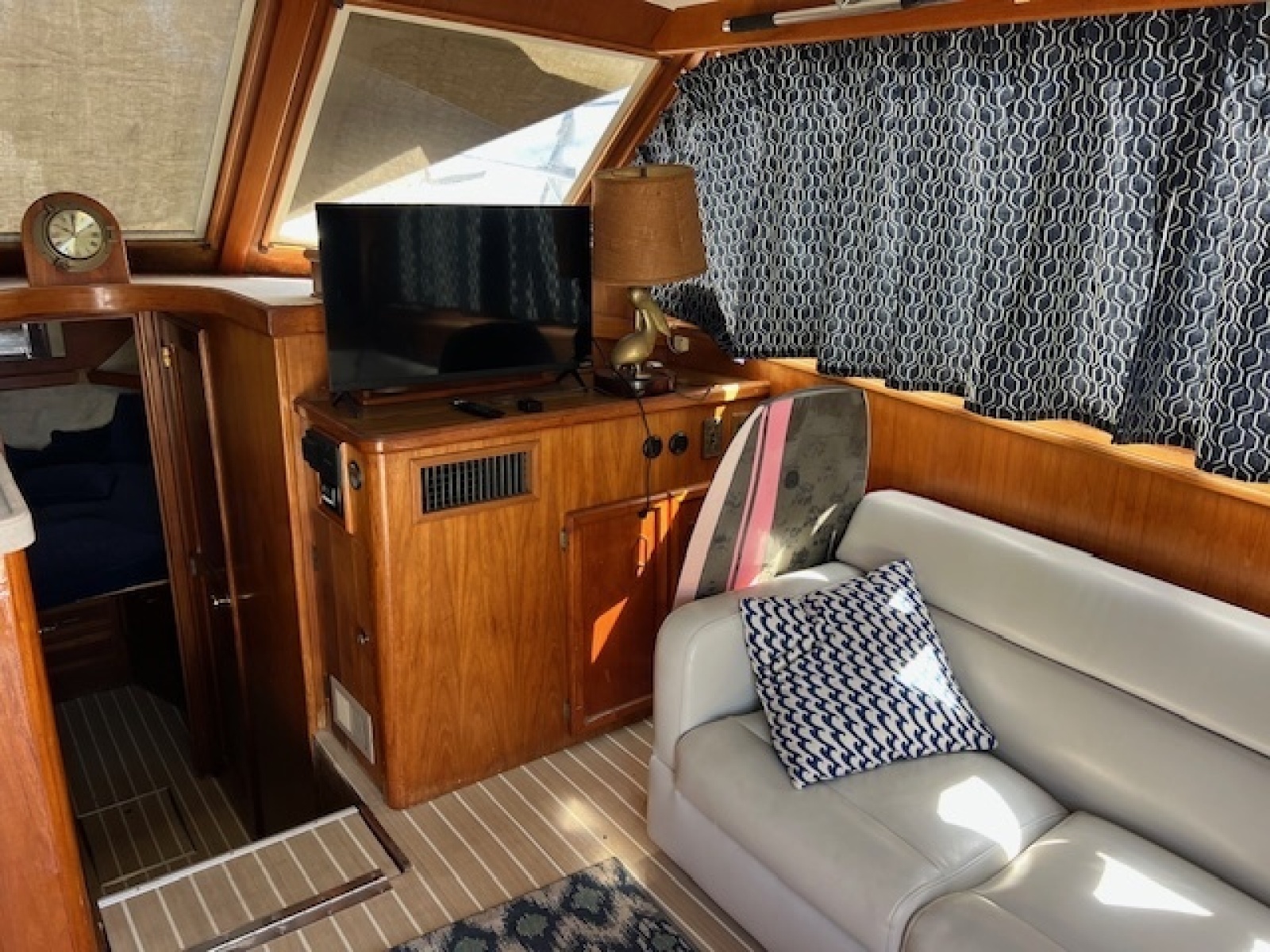 FITZ 32ft Egg Harbor Yacht For Sale