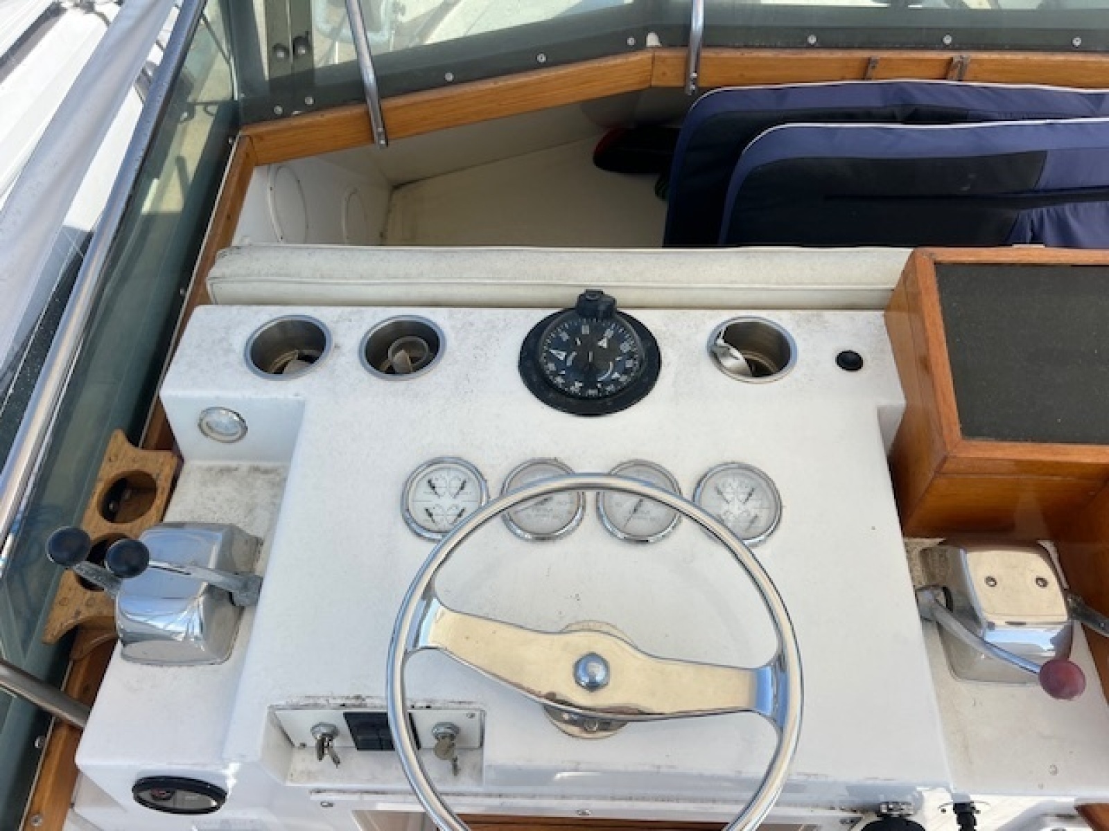 FITZ 32ft Egg Harbor Yacht For Sale