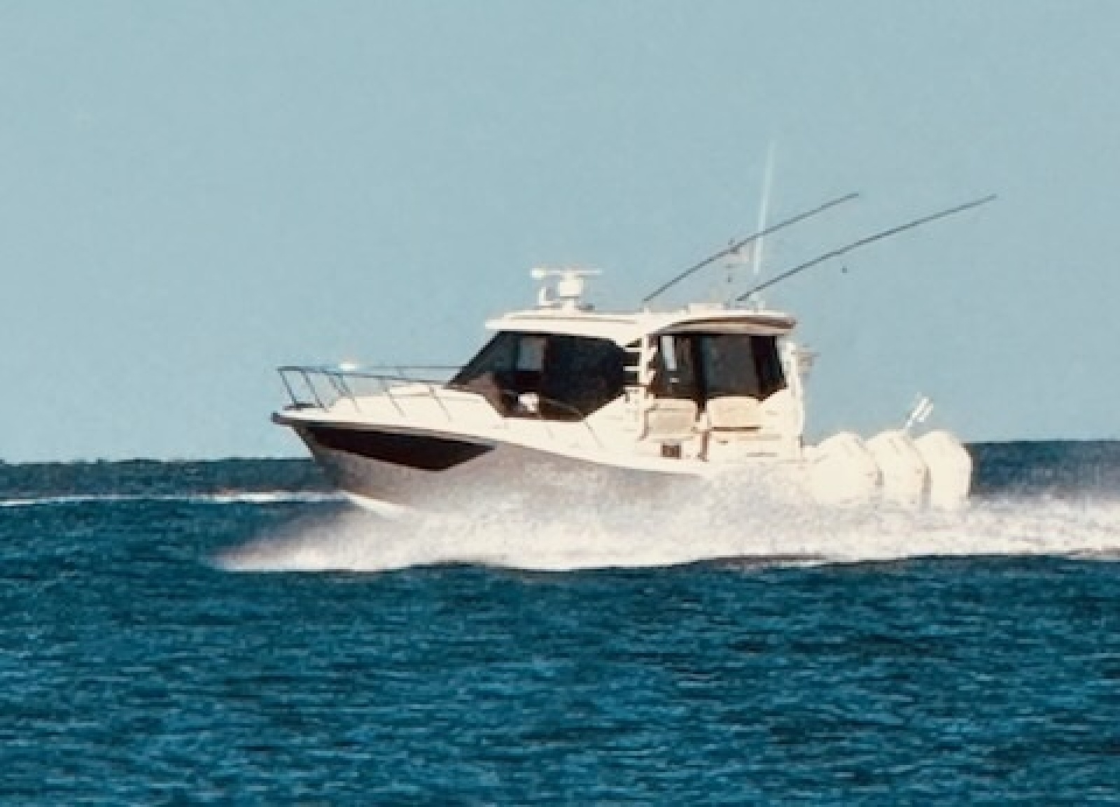 2023 Boston Whaler 405 Conquest