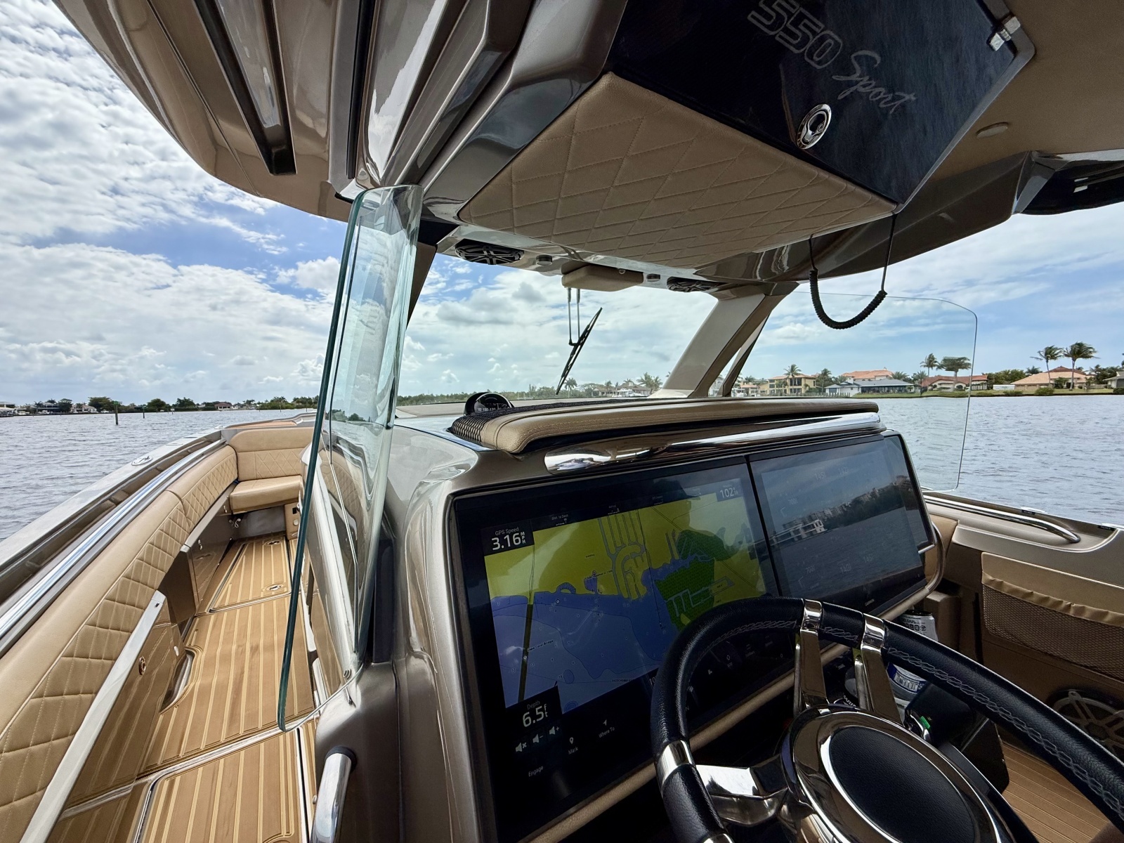 2020 Nor-Tech 550 SPORT CENTER CONSOLE