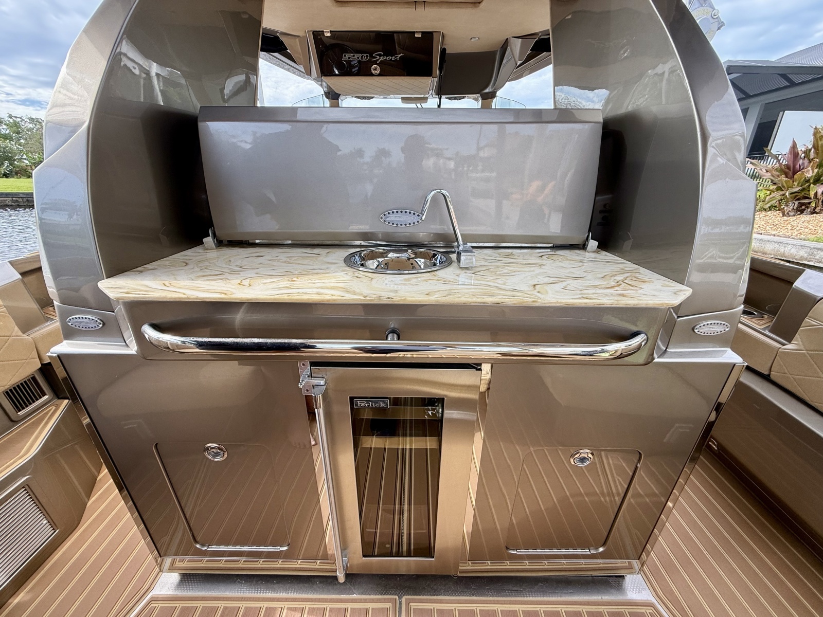 2020 Nor-Tech 550 SPORT CENTER CONSOLE
