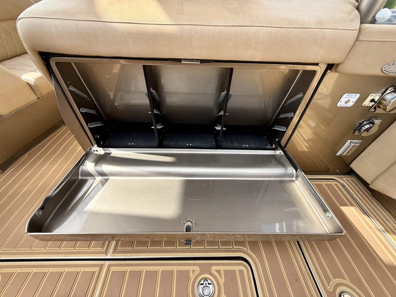 2020 Nor-Tech 550 SPORT CENTER CONSOLE