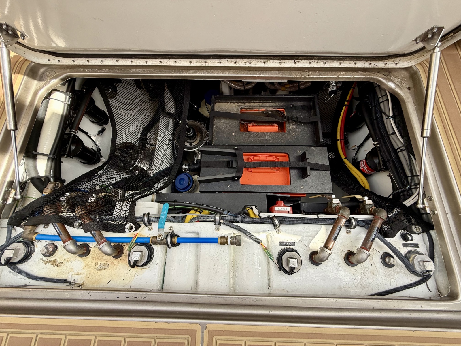 2020 Nor-Tech 550 SPORT CENTER CONSOLE