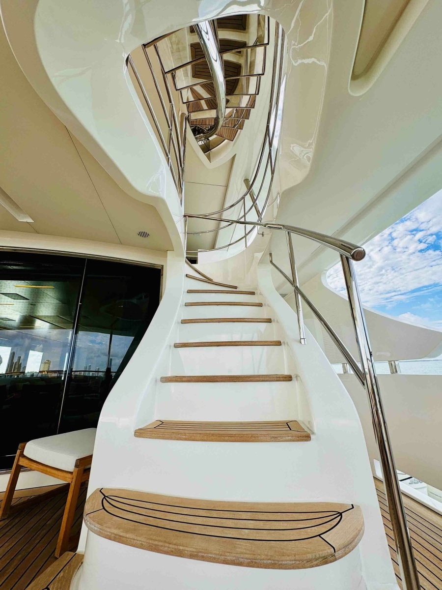 2012 Benetti Classic Supreme 132