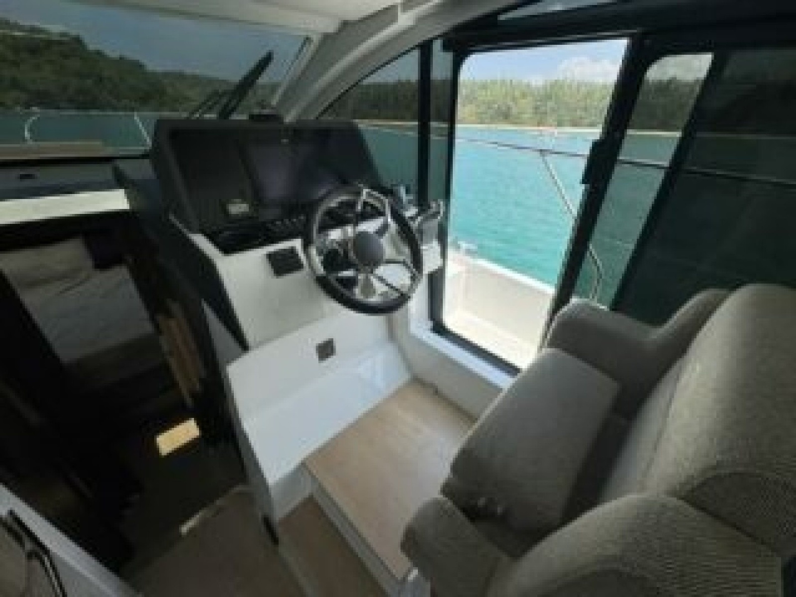 2023 Sealine SC35