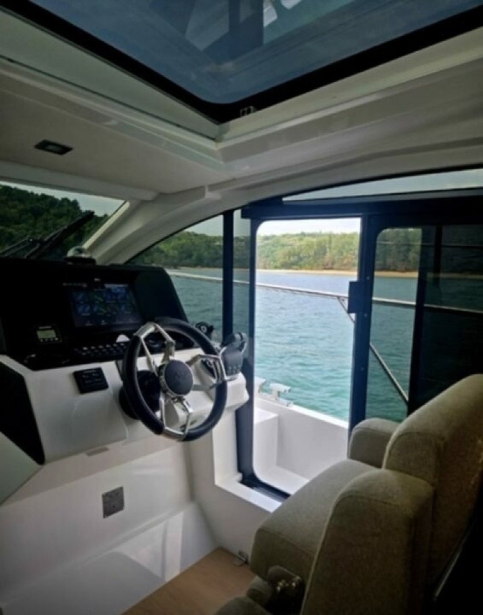 2023 Sealine SC35