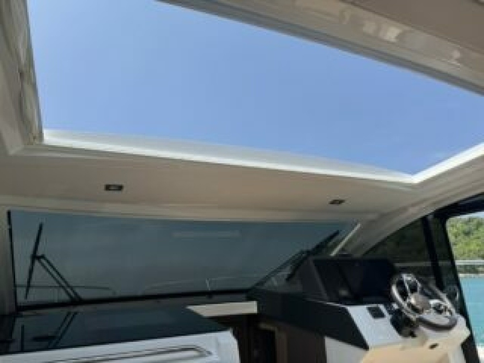2023 Sealine SC35