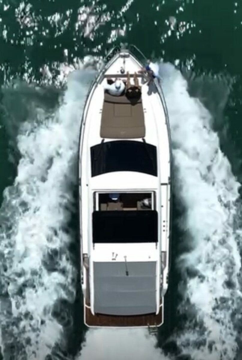 2023 Sealine SC335