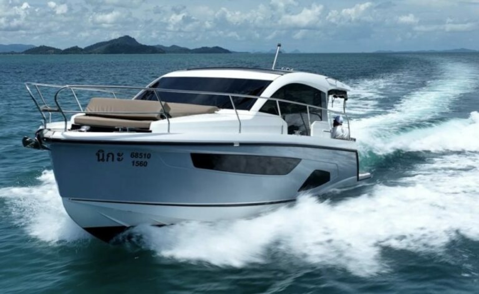 2023 Sealine SC335