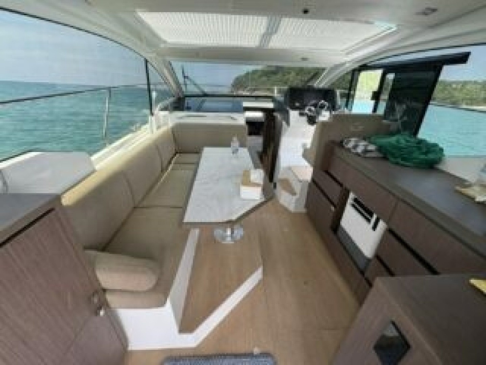 2023 Sealine SC35