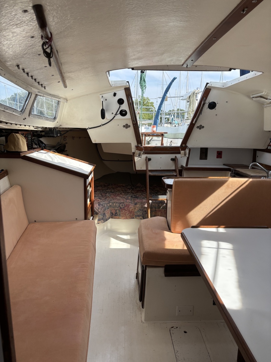 30ft Catalina Yacht For Sale