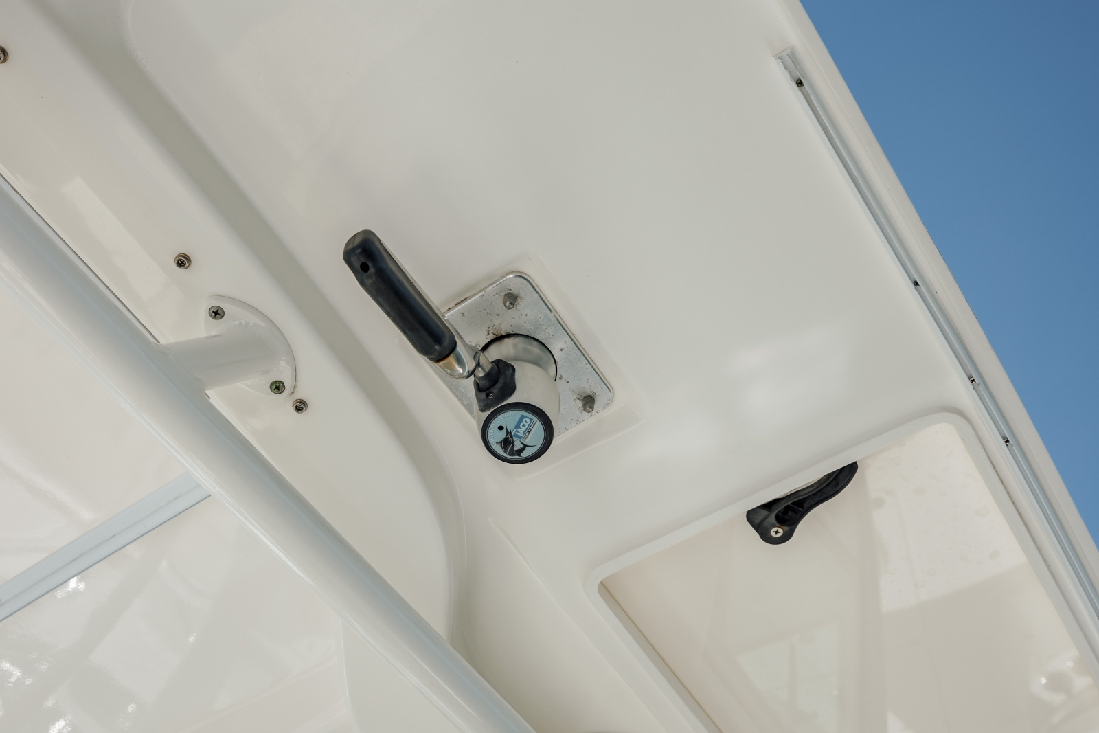 32ft Boston Whaler Yacht For Sale