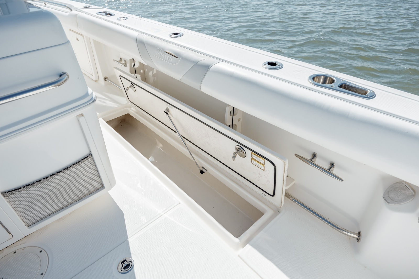 32ft Boston Whaler Yacht For Sale