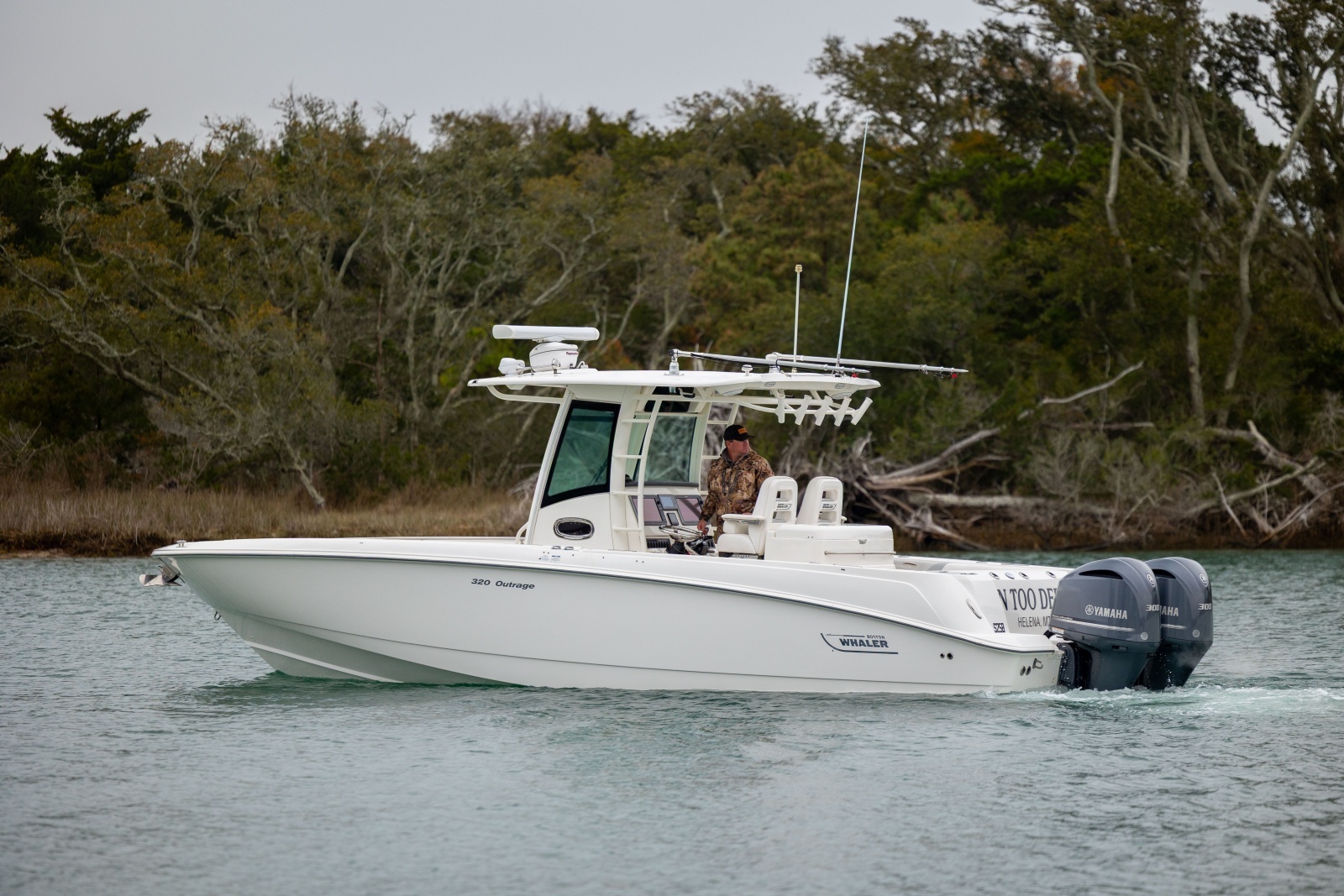 32ft Boston Whaler Yacht For Sale