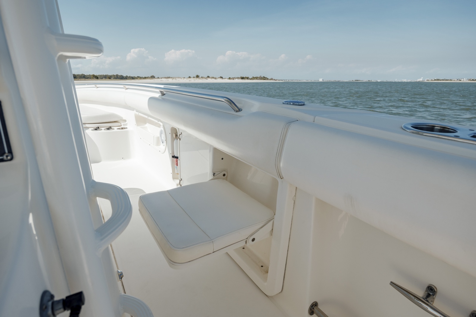 32ft Boston Whaler Yacht For Sale