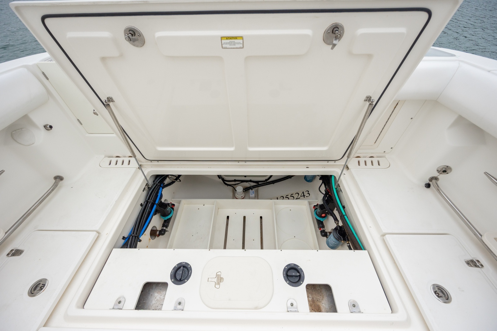 32ft Boston Whaler Yacht For Sale