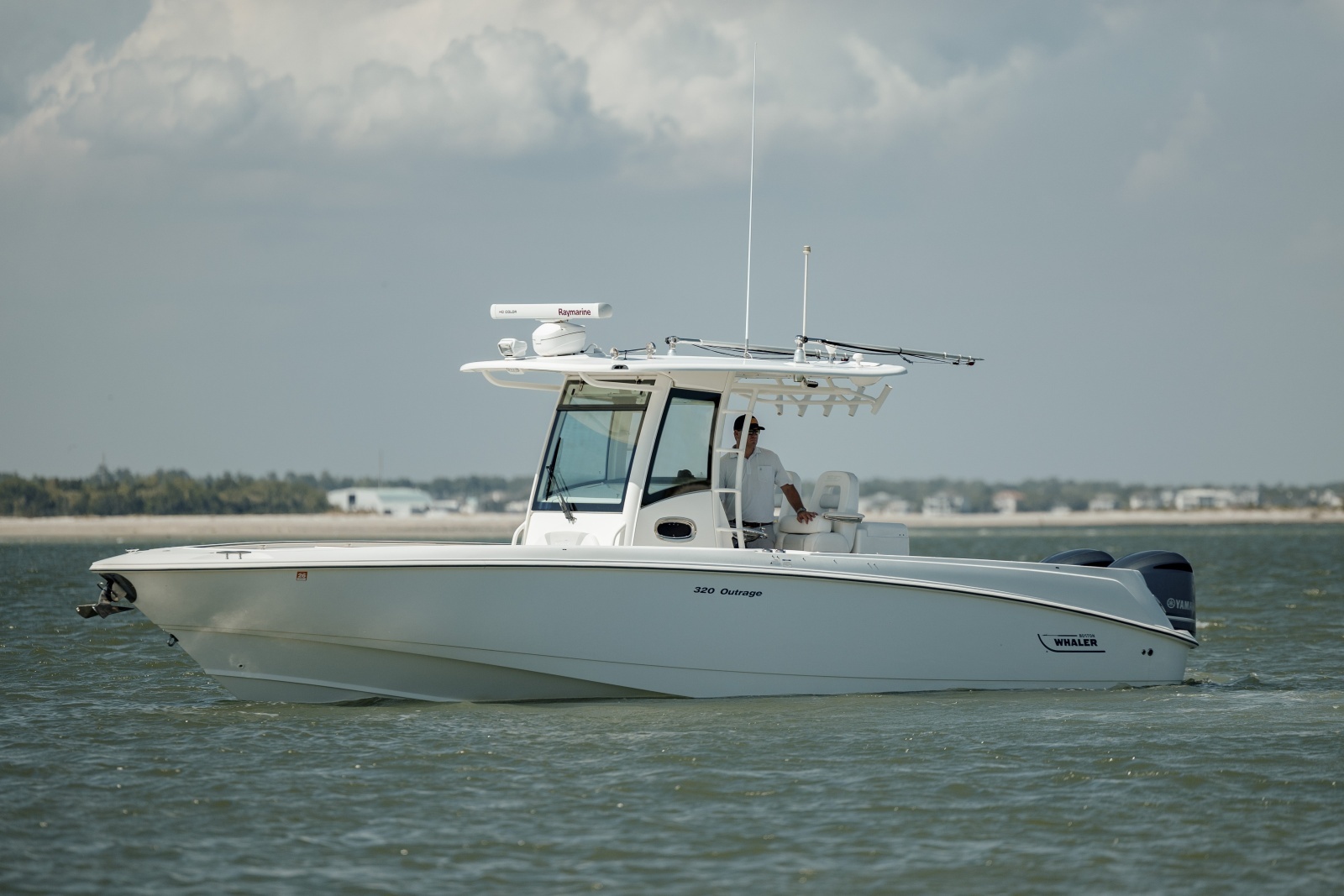 32ft Boston Whaler Yacht For Sale
