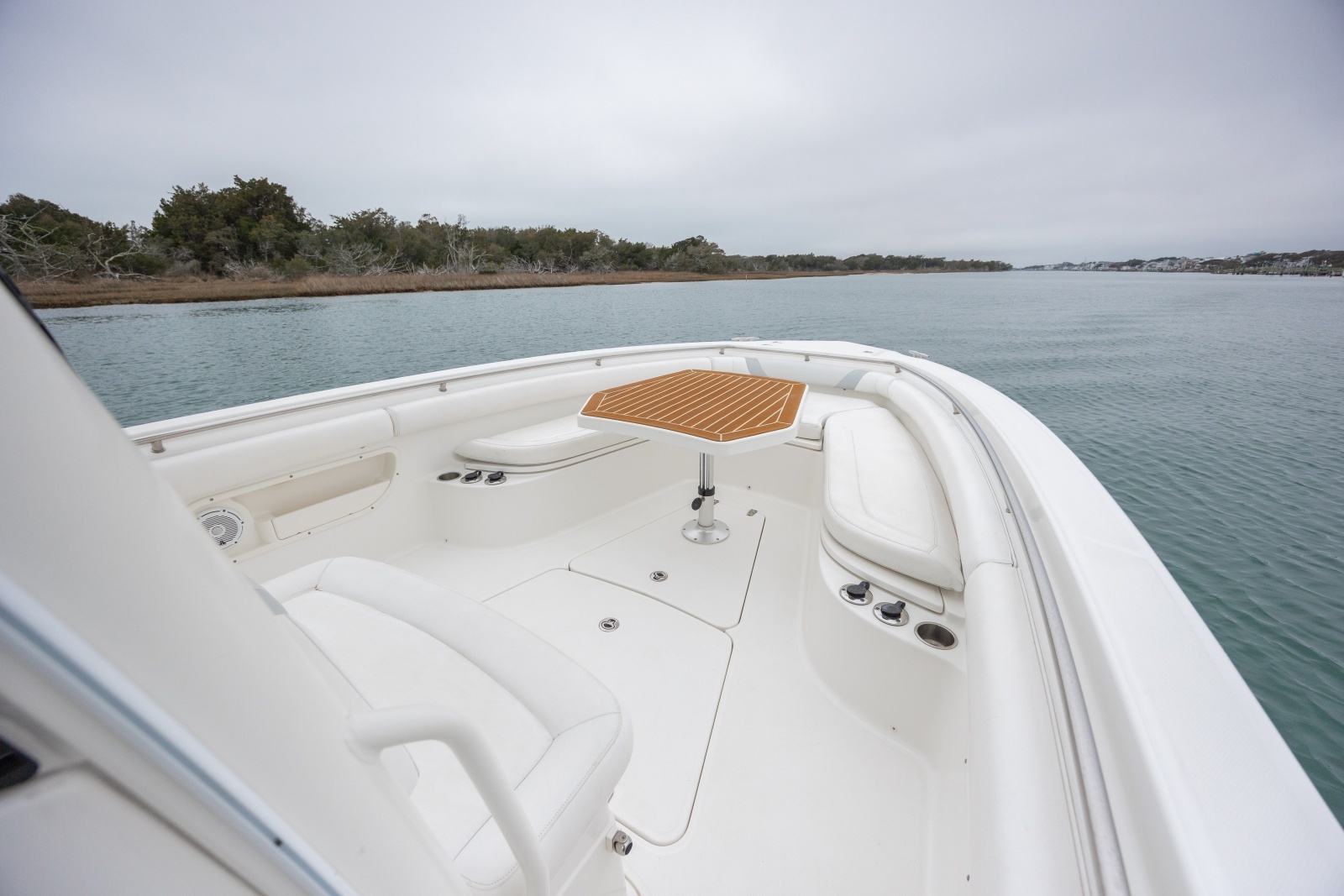 32ft Boston Whaler Yacht For Sale