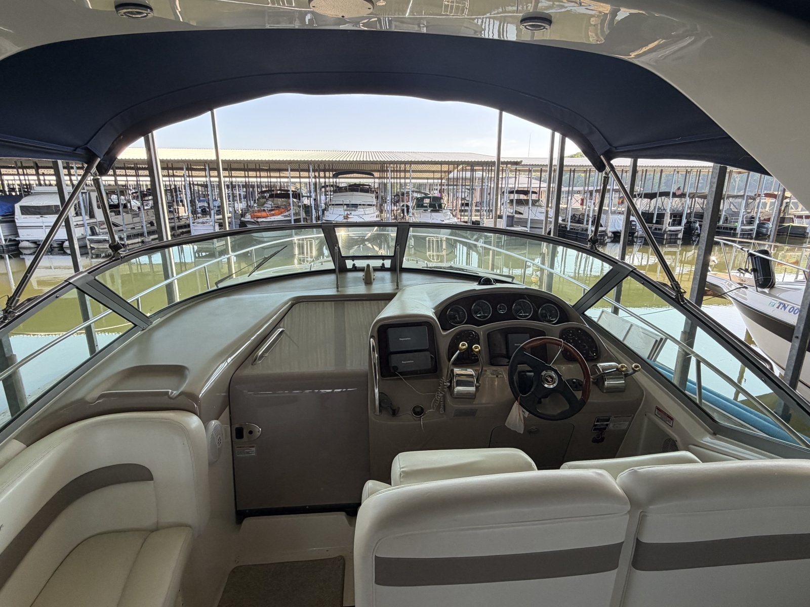 2003 Sea Ray 320 Sundancer