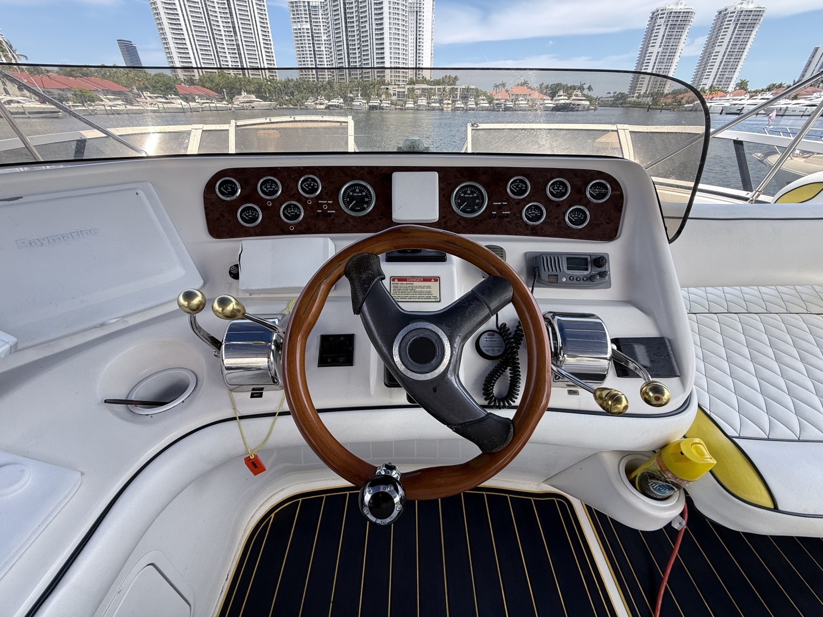 2001 Sea Ray 450 Express Bridge