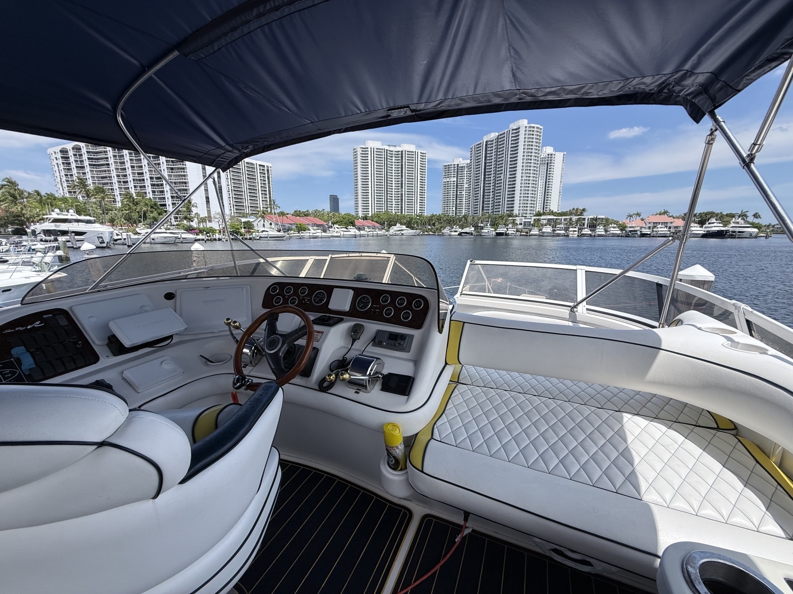 2001 Sea Ray 450 Express Bridge