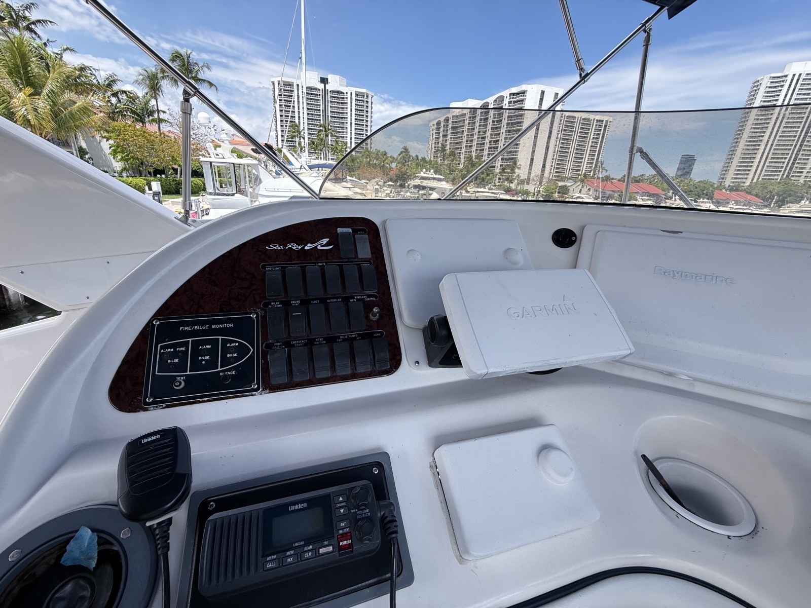 2001 Sea Ray 450 Express Bridge