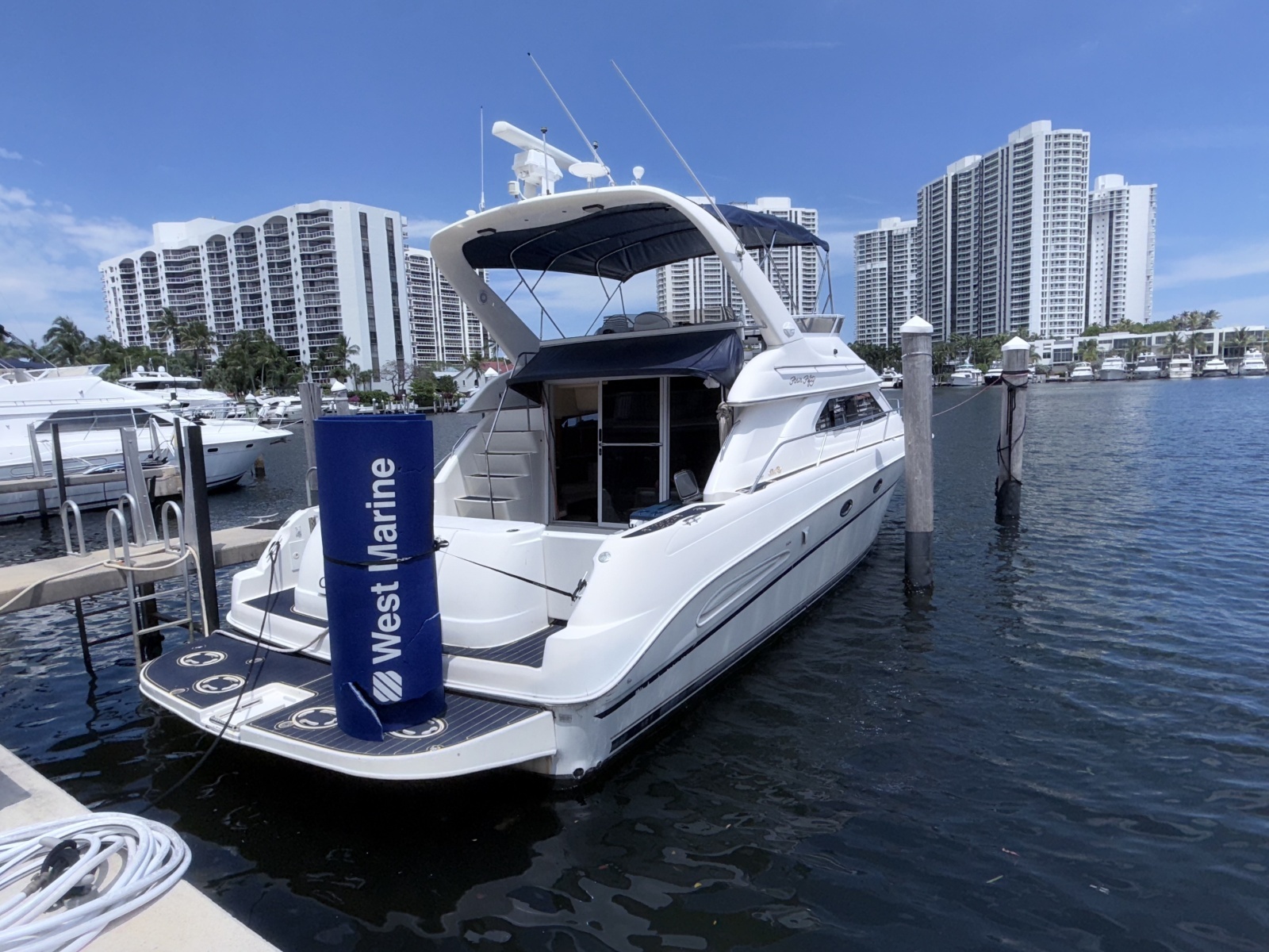 2001 Sea Ray 450 Express Bridge