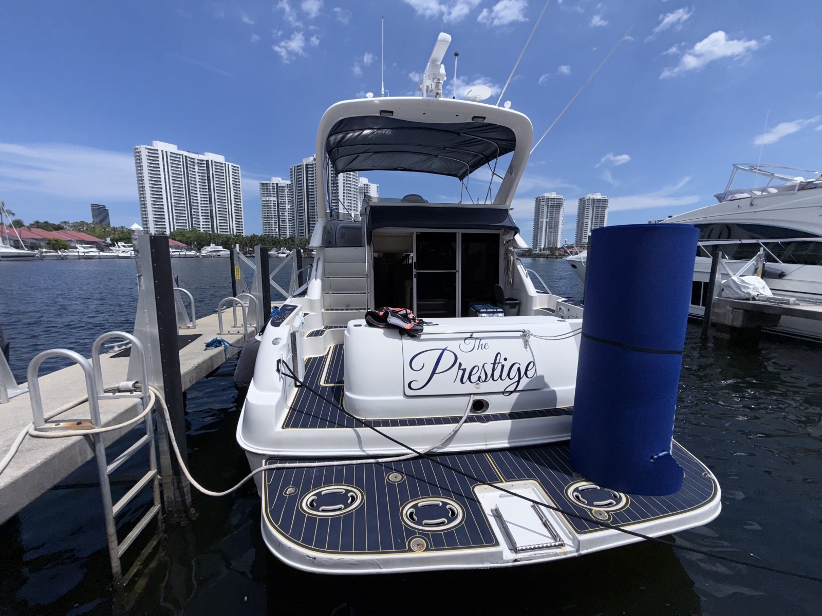 2001 Sea Ray 450 Express Bridge