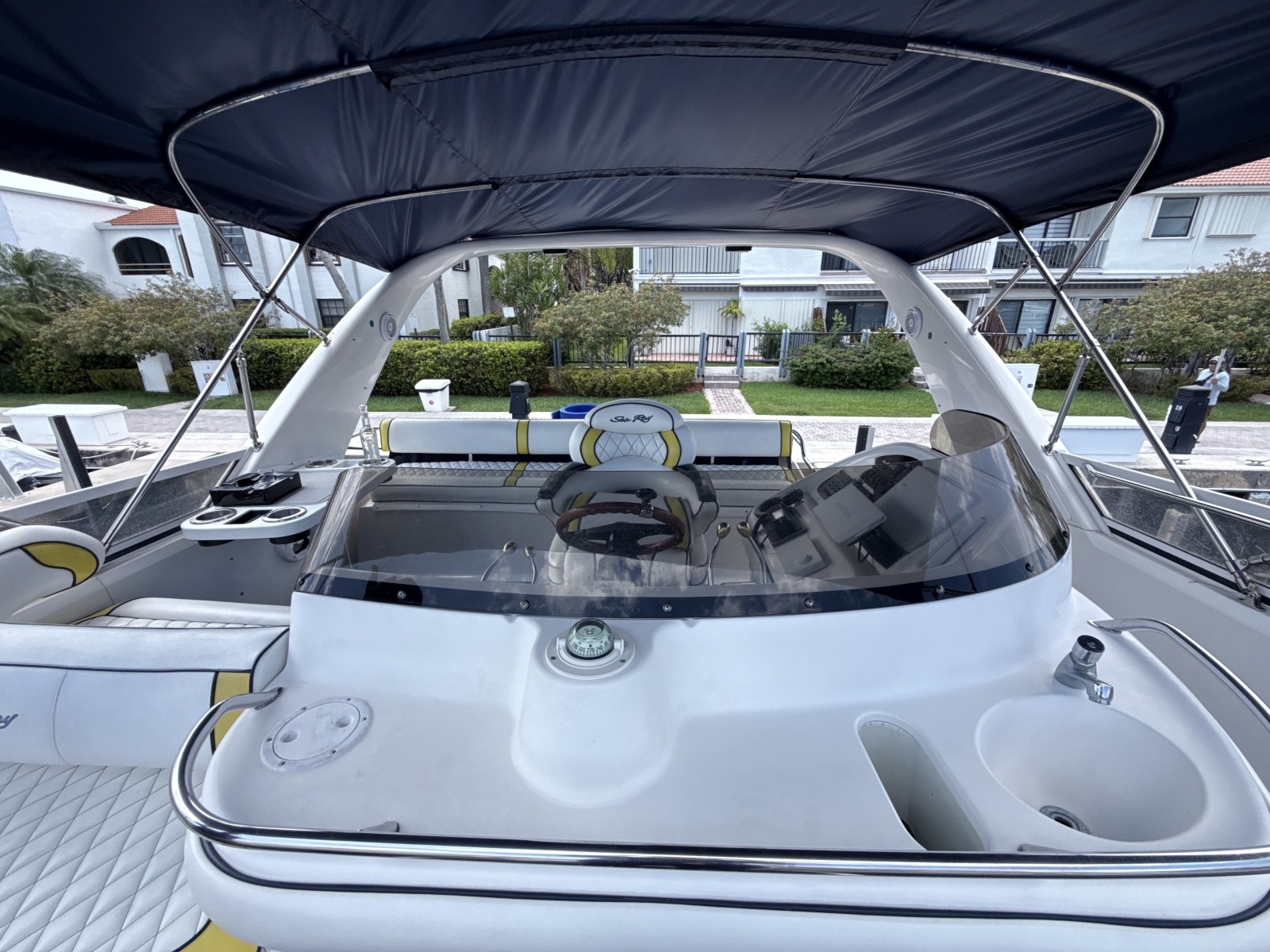 2001 Sea Ray 450 Express Bridge